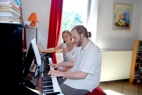 Piano Course, Cartares